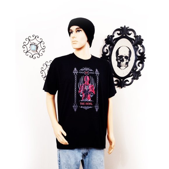 The Devil Tarot Card T-Shirt - Picture 2 of 4